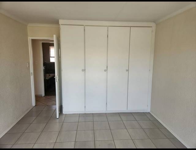 2 BEDROOM APARTMENT FOR SALE IN FLORIDA